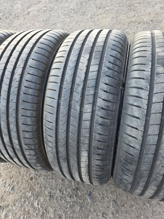 Bridgestone Alenza 001