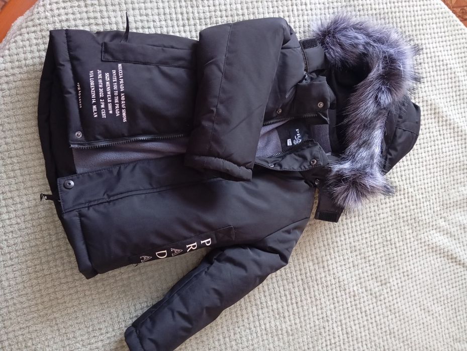 Детская куртка новая