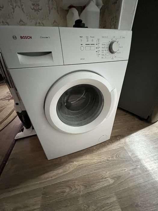 Продам стиральную машинку BOSCH