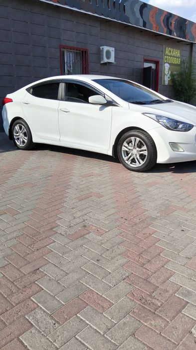 Продам Hyundai Elantra
