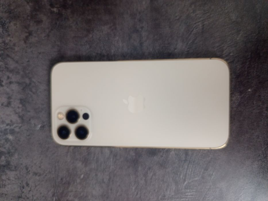 Айфон 12 про б/у