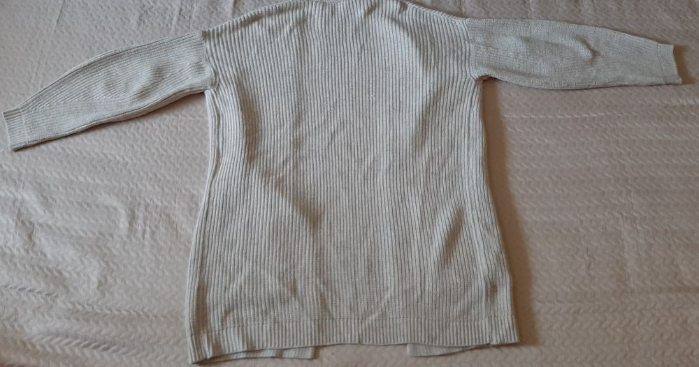 Cardigan  marimea 40/42, nou fara eticheta