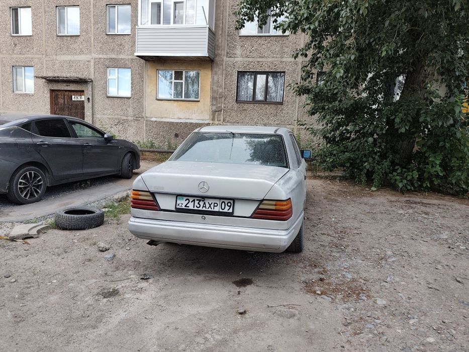 Mersedes-benz e260