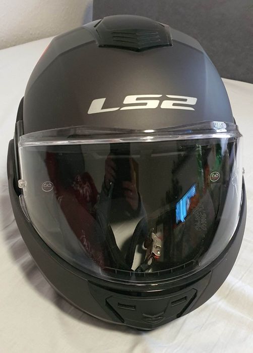 Valiant LS2 Каска