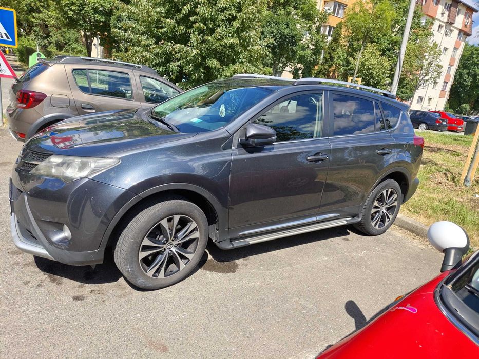 Toyota Rav4,an2015 4x4,2,2d