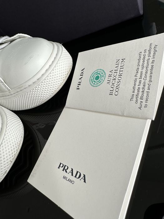 Sneakers Prada originali piele alb/roz 37.5( 25 cm) se potrivesc pentru 38