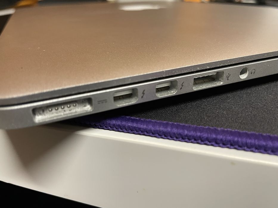 Macbook pro MID 2015 / Apple / 16GB / 512GB /