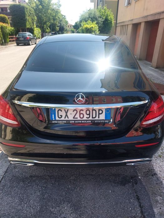 Mercedes E CLASS