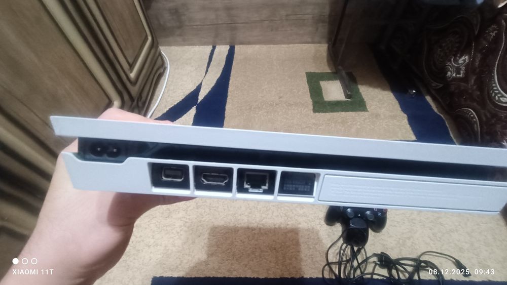 Ps4 slim 1 TB proshifka 9.00