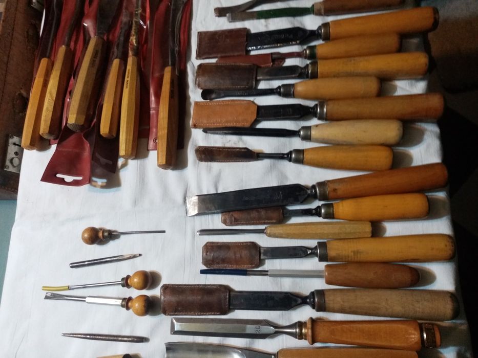 Set dalti sculptura lemn