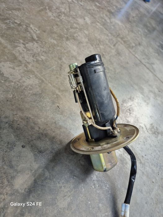 Бензинова помпа за к1/к4 1000