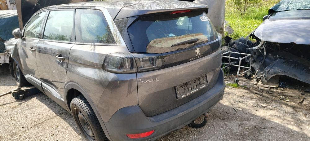 Peugeot 5008 7 места 1.5hdi YH01 131кс за части