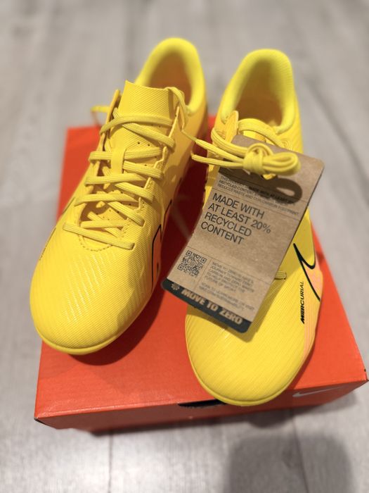 Ghete fotbal Nike JR VAPOR 15 CLUB FG/MG YELLOW marimea 38