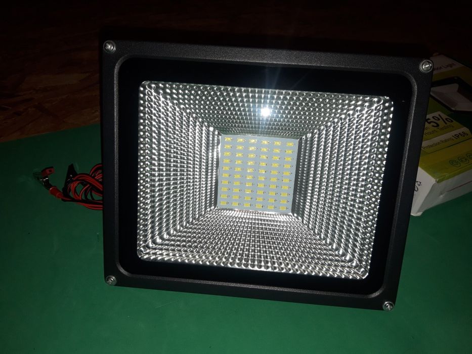 Proiector led 12v / 30w lumina alba camping, pescuit rezistent la apa!