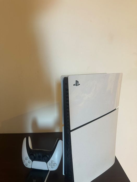 Playstation 5 + Logitech G935