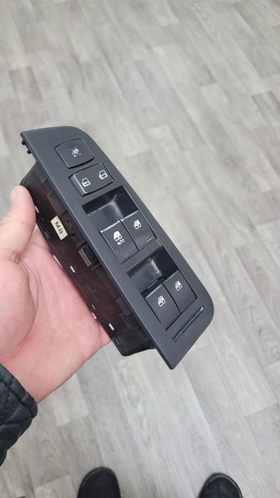 Блок управления стеклоподьемниками Chevrolet Epica / Daewoo Tosca