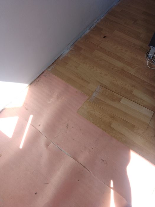 Parchet laminat second hand aprox 15mp