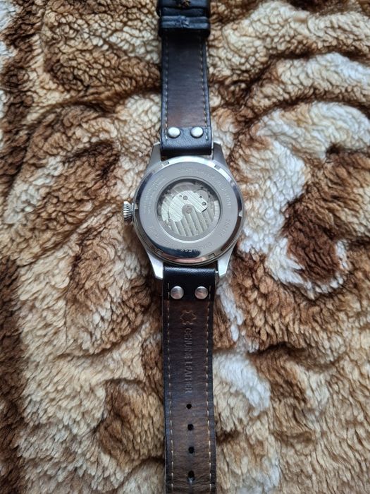 Часы мужские наручные