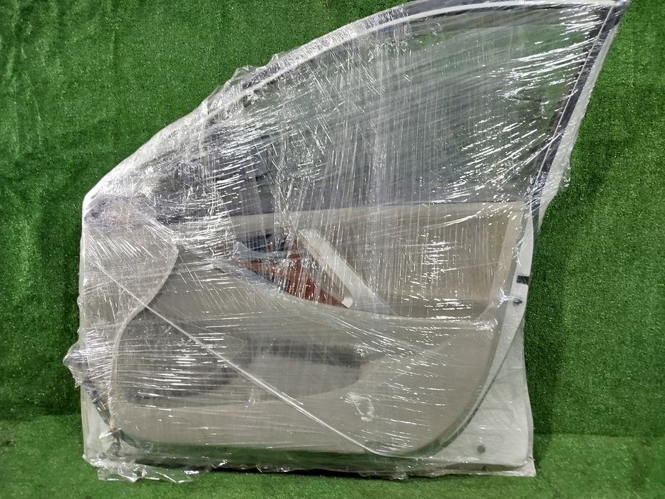 Camry 40 дверь передняя правая