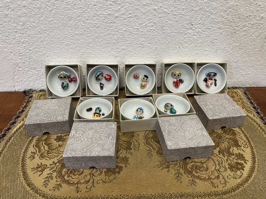 Френски порцеланови купички за декорация или за кукли