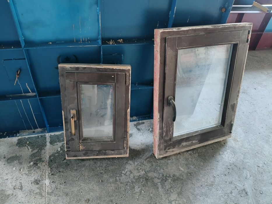 2 ferestre lemn + sticla