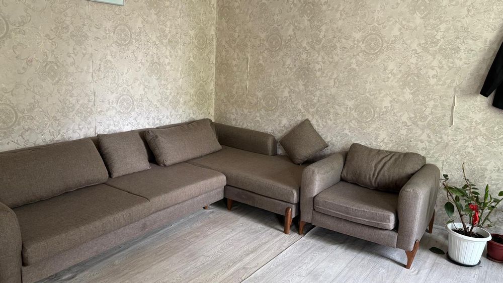 Продаётся диван в хорошем состоянии 50 000