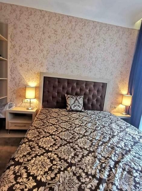 Продава се Двустаен апартамент в Бургас, Център - 55 кв.м за 1182 €/кв.м - Снимка #7