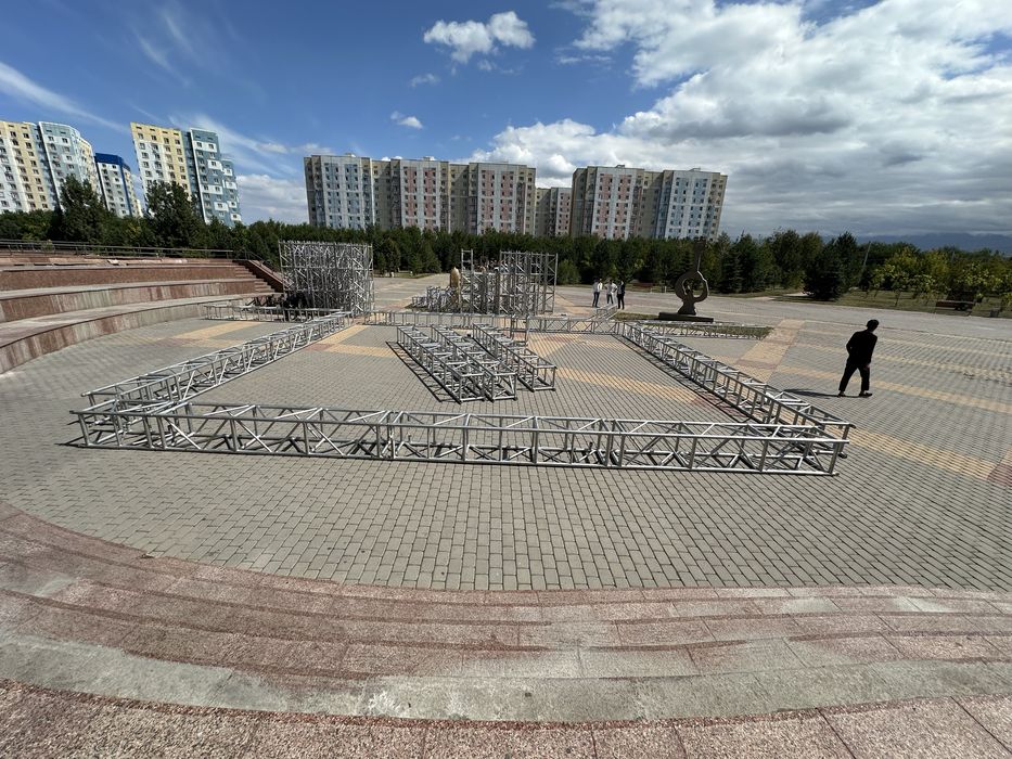 Сцена ферма продам , 52 ферма , станки 80