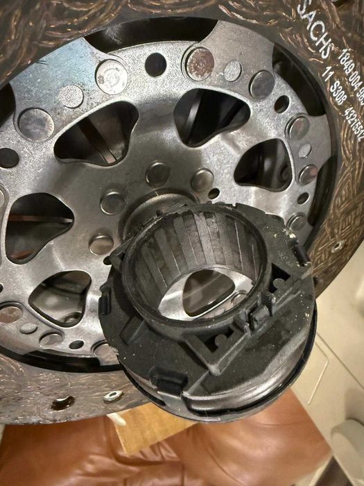 KIT AMBREIAJ gama vag 1.8T (nou nemontat) + volanta masa dubla (passat B5.5)