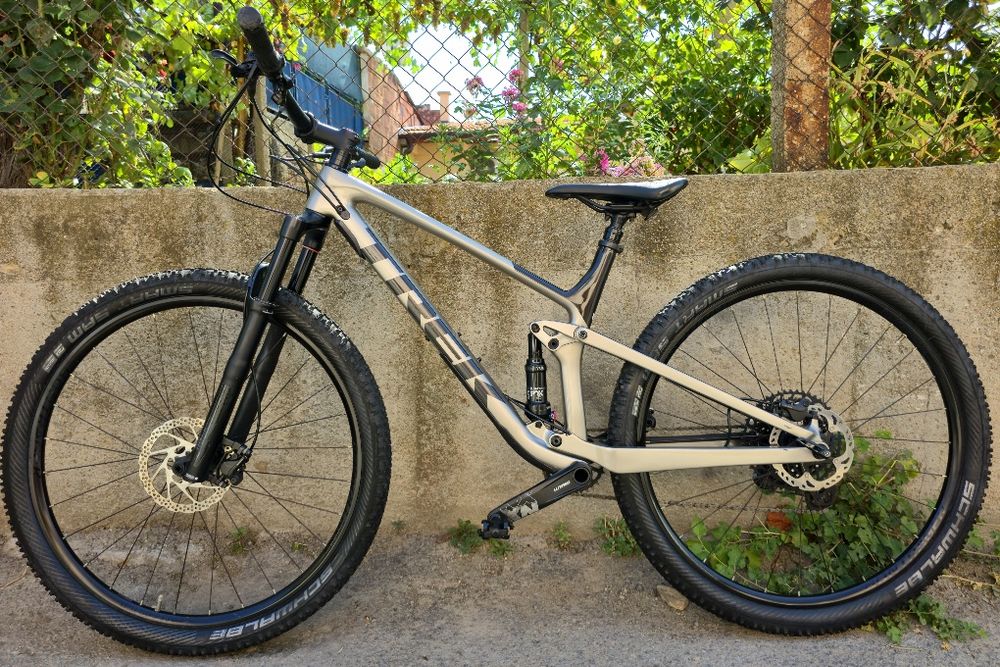 Trek Top fuel 9.7 Карбонов 29цола М/L  Twin Lock suspension Fox/ Rockshox 1x12 Sram NX Проходни оси