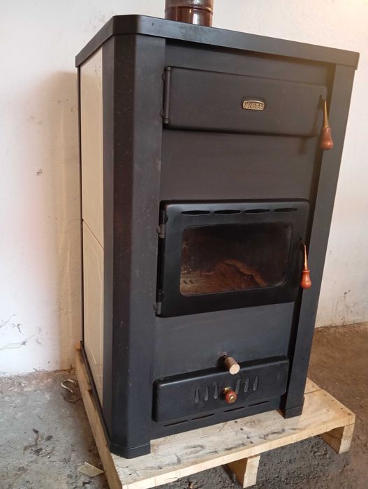 Продавам камина.