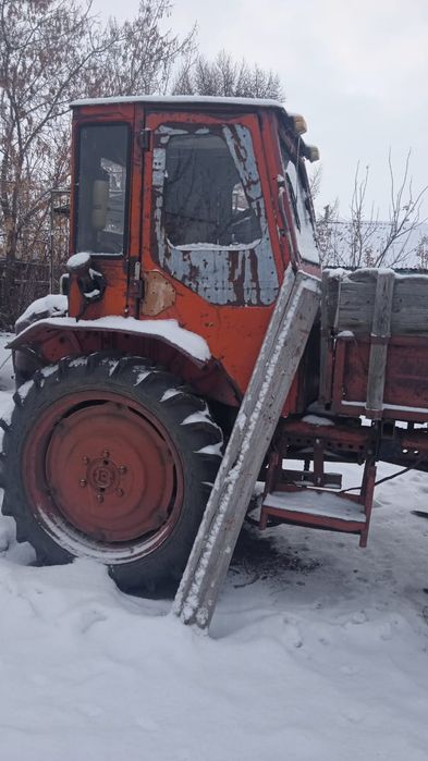 Продам трактор т16
