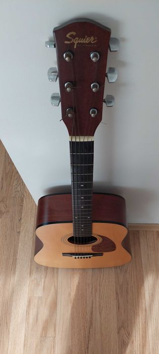 Акустична китара Squier by Fender