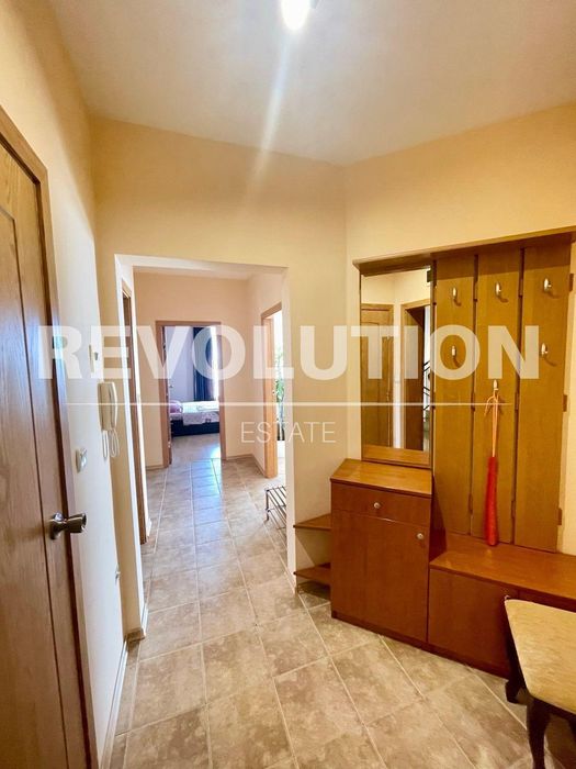 Дава се под наем Тристаен апартамент в Варна, Морска градина - 100 кв.м за 1196.97 € - Снимка #5