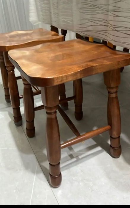 Комплект: Кухонный стол со стульями