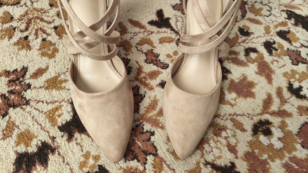 Pantofi cu toc,nude,38