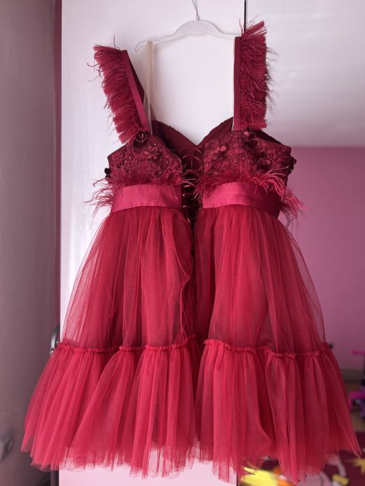 Дамска рокля тюл цвят бордо