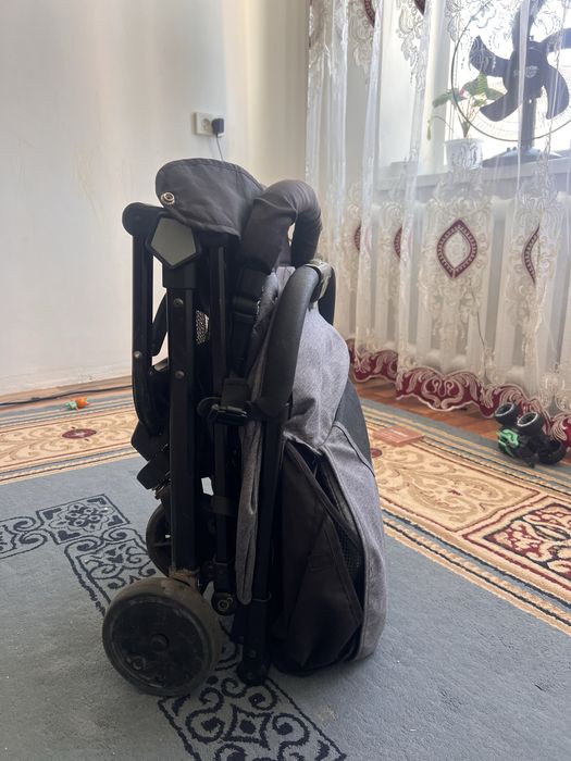 Коляска б/у 7000