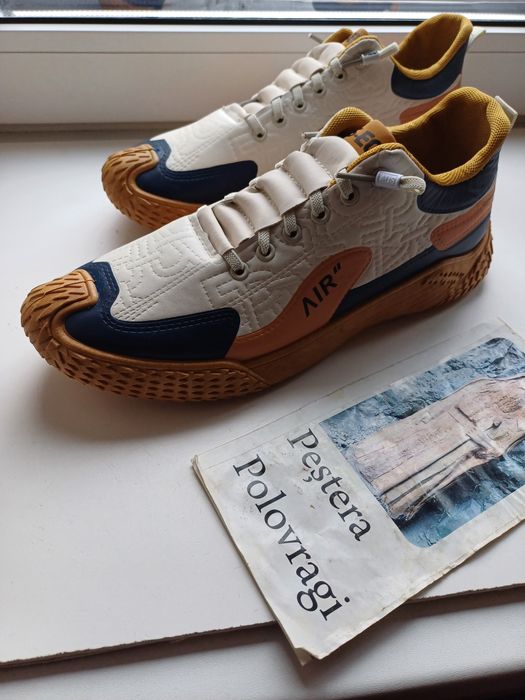 Adidasi - pantofi sport noi nr.43,5-44