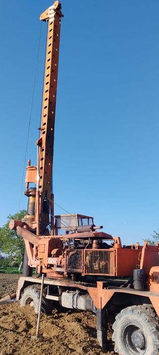 Fantanar,execut fântâni mecanizat