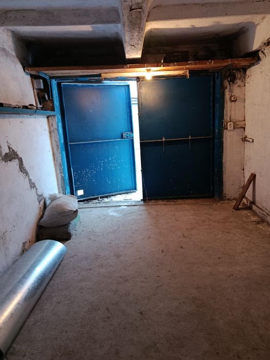 Продам гараж, в центре