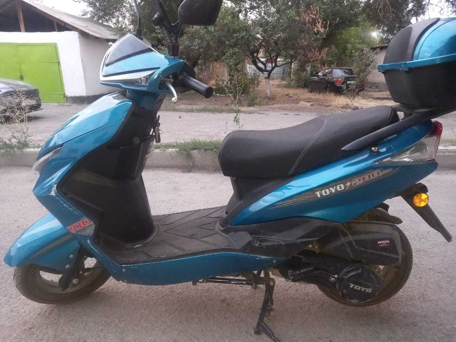 Скутер TOYO-200 с документами