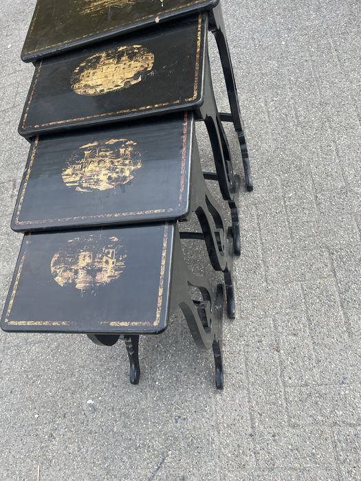 Set măsuță vechi de colecție