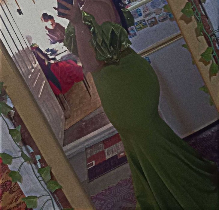 бална рокля или за официален повод