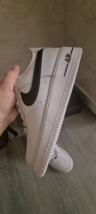 Кроссовки найк новые