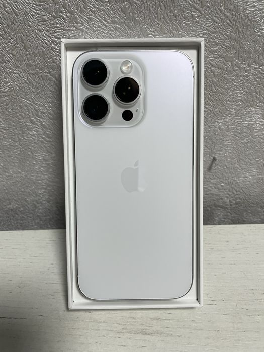 iPhone 16 pro 128gb
