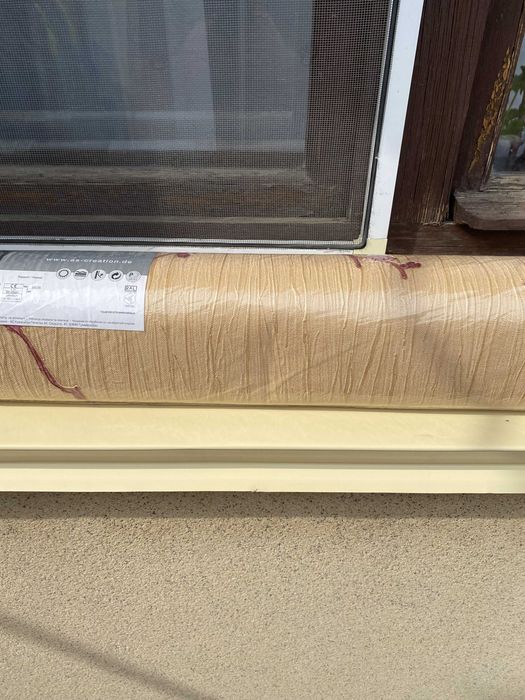 Обои флизелиновые