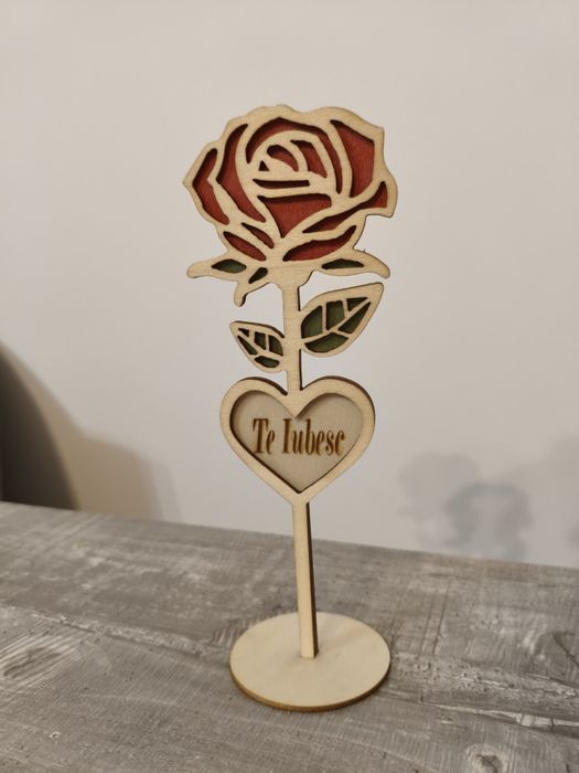 Decorațiune trandafir de lemn Te Iubesc cadoul perfect Valentine's day