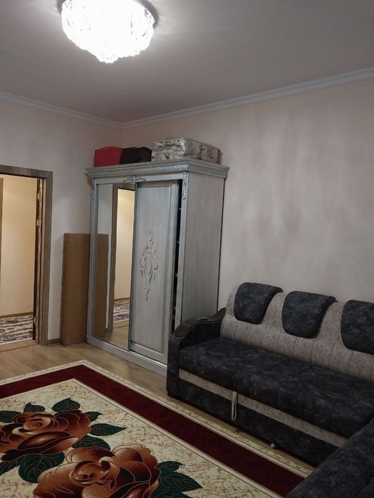 3 xonalik uy sotiladi