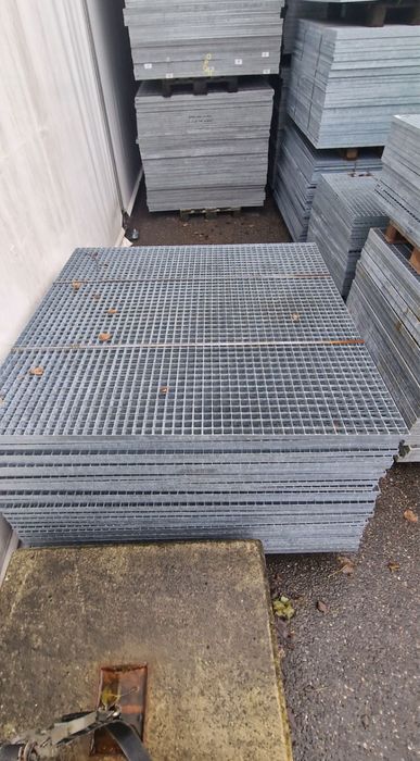 Gratare zincate galvanizate